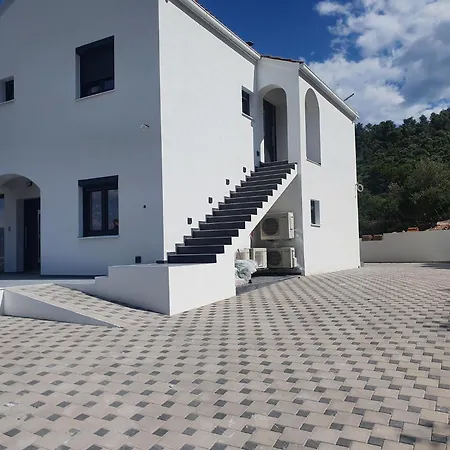 Palace Deluxe Ii Apartment Trogir