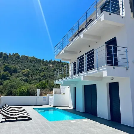 Palace Deluxe Ii דירה *