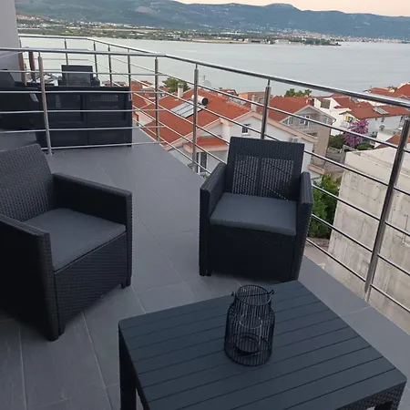 Apartman Palace Deluxe Ii *