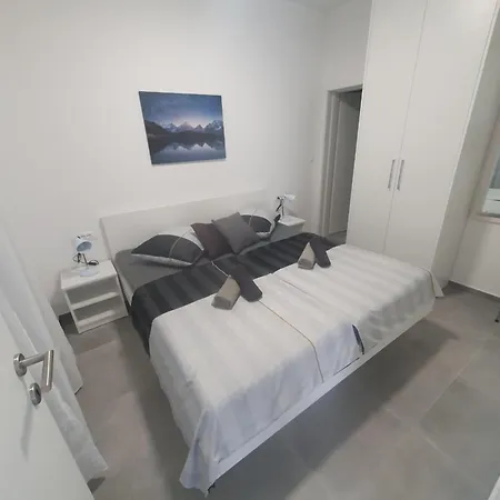 Palace Deluxe Ii Apartman Trogir